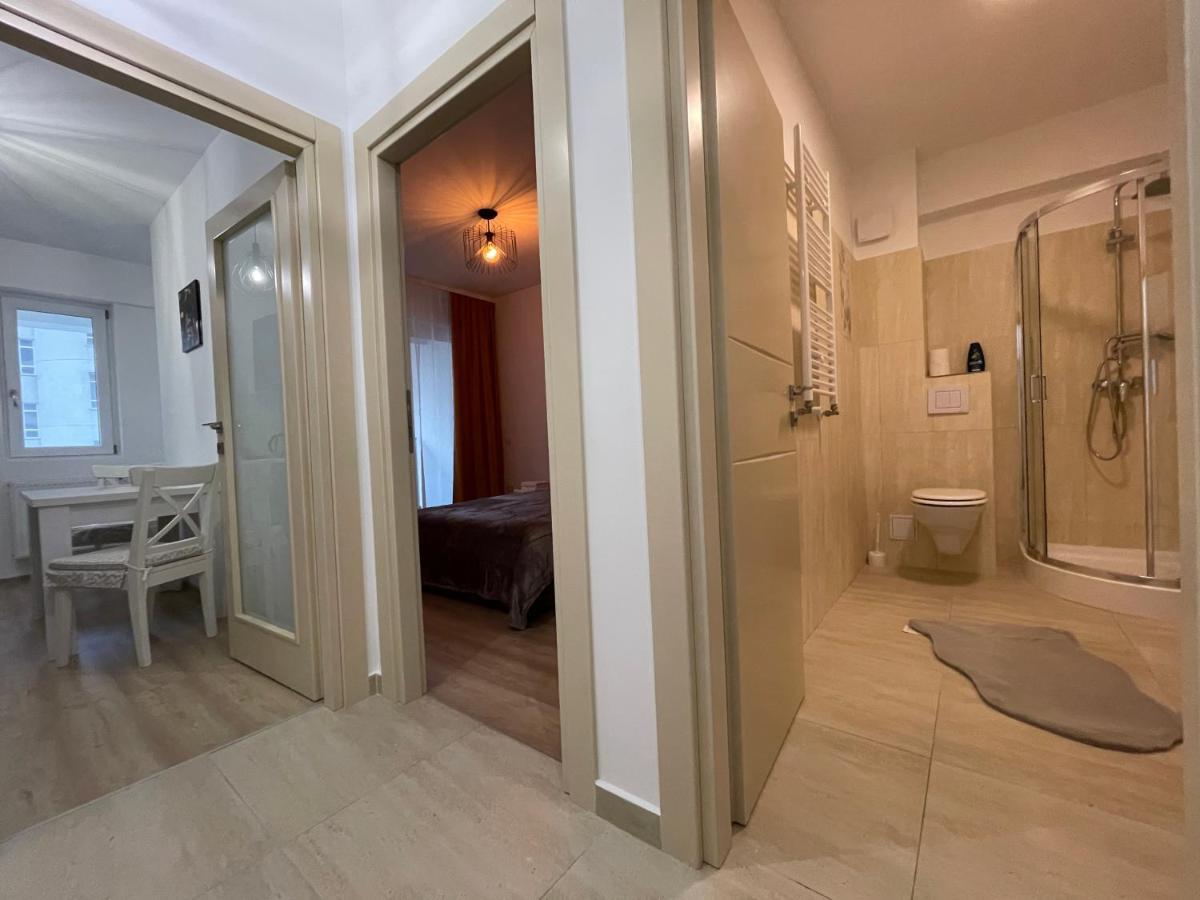 Luxury Q Residence Near Center Iasi Exterior photo